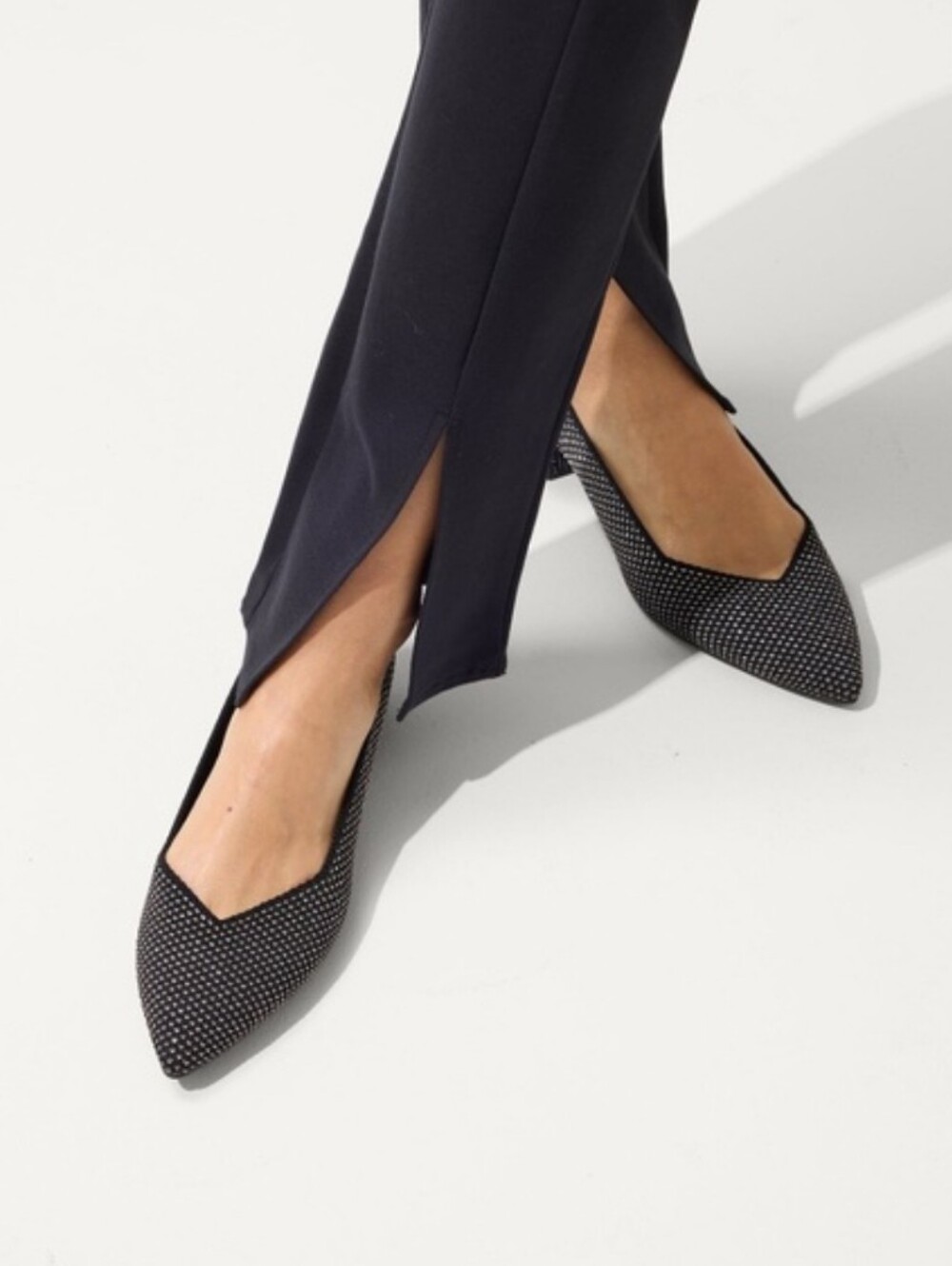 Rothy's High Point Heel Women's Black Pointed Toe Embellished Flats Ss 8.5